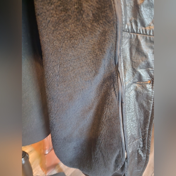 Cooper leather coat, black leather, size 44 - Picture 7 of 10